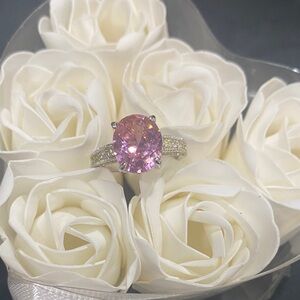 Size 7-1/2 Statement Ring